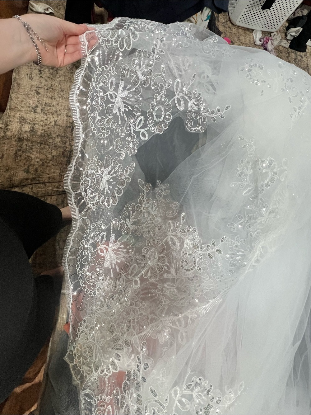 2 Veils - Picture 6 of 6